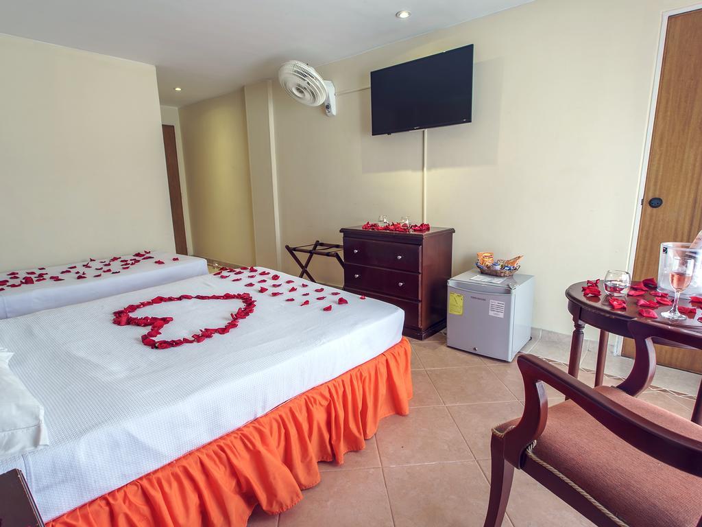 Hotel Palmetto จีราร์ดอท ภายนอก รูปภาพ